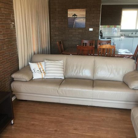 Intown Apartments Geraldton Bagian luar foto
