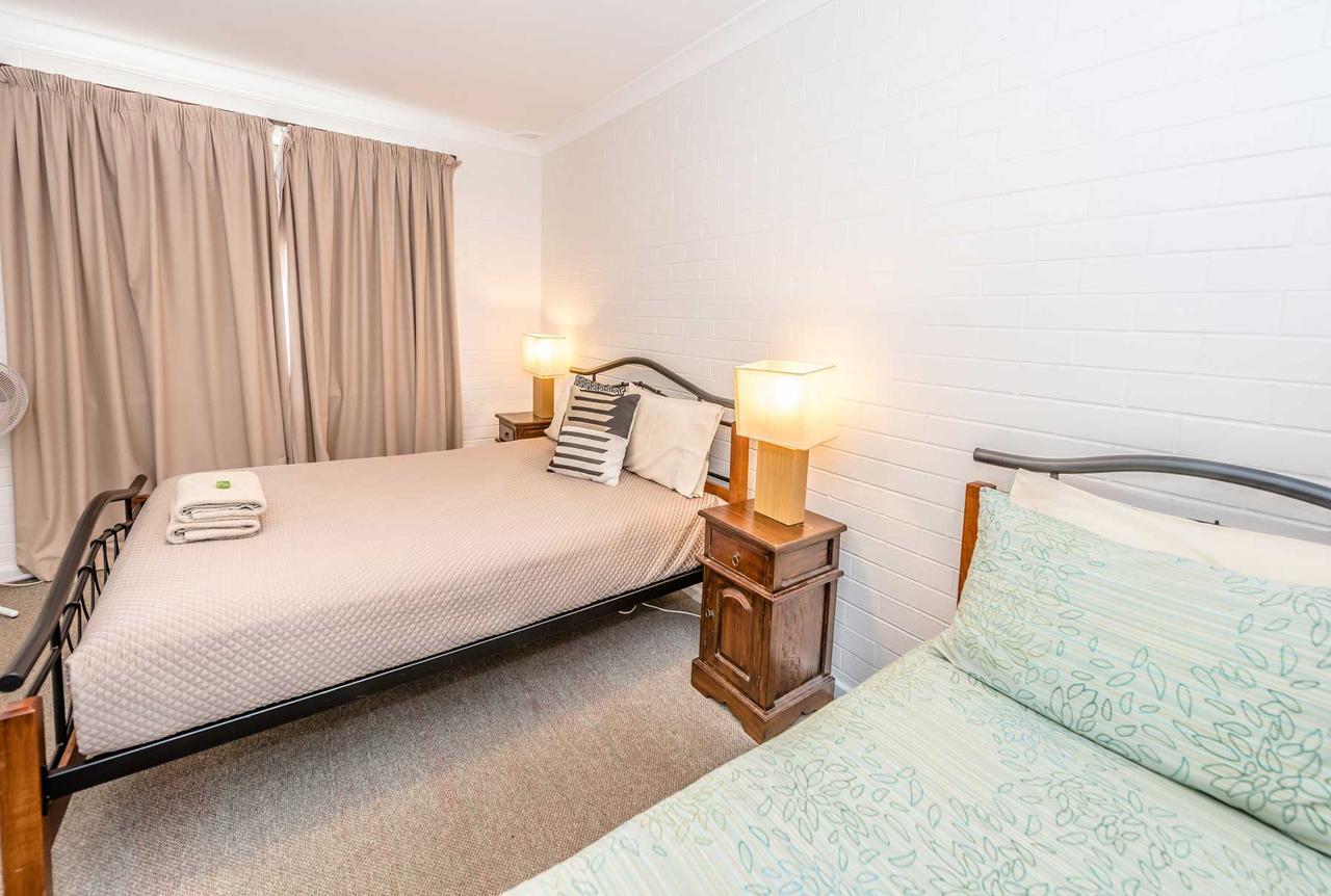 Intown Apartments Geraldton Bagian luar foto